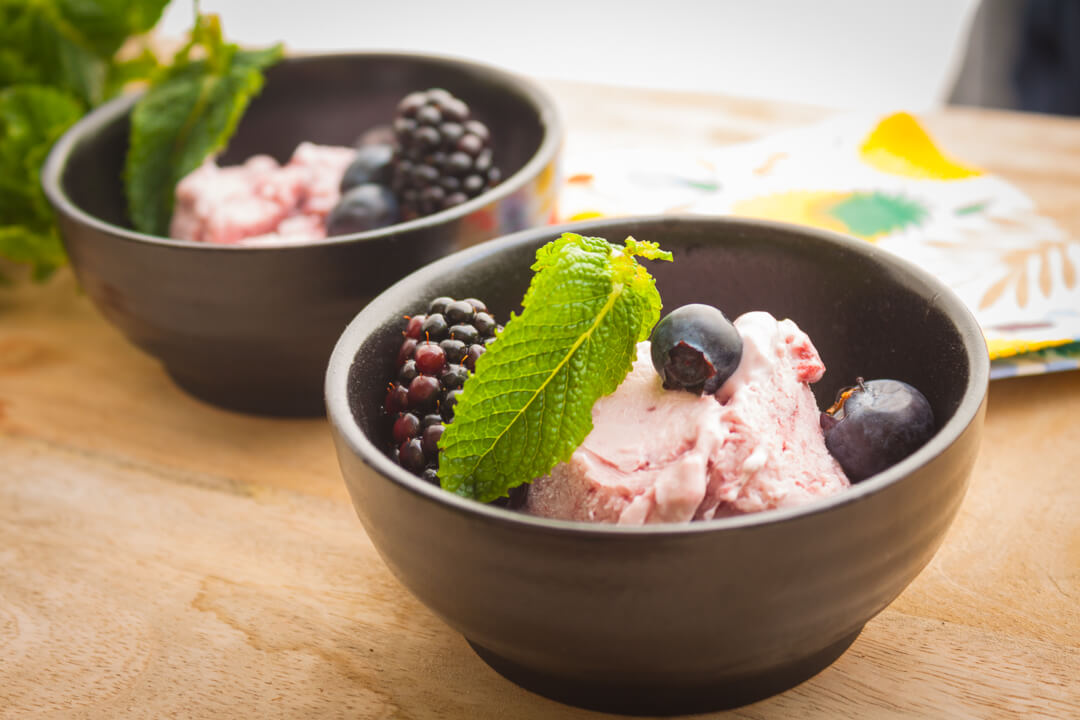 un helado saludable con miel natural